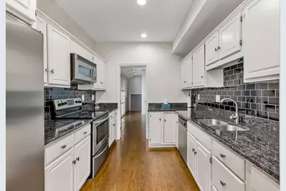 1015 Rubicon Road, Dayton, OH 45409 - Photo 9