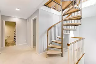 1015 Rubicon Rd, Dayton, OH 45409 - Photo 15