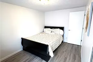 5906 Troy Villa Blvd, Huber Heights, OH 45424 - Photo 13