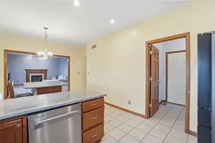 661 Willow Point Ct, Troy, OH 45373 - Photo 17