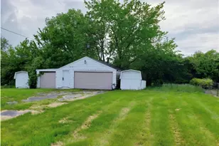 137 Bluecrest Ave, Dayton, OH 45417 - Photo 9