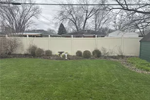 1912 Echo Wood Ct, Kettering, OH 45429 - Photo 21