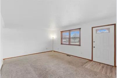 107 Ashlee Drive, Lewisburg, OH 45338 - Photo 5