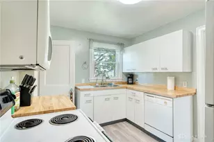 1035 Chelsea Ave, Dayton, OH 45420 - Photo 17