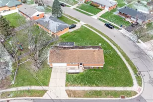 3801 Valleywood Dr, Kettering, OH 45429 - Photo 43