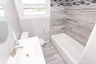 3801 Valleywood Dr, Kettering, OH 45429 - Photo 23