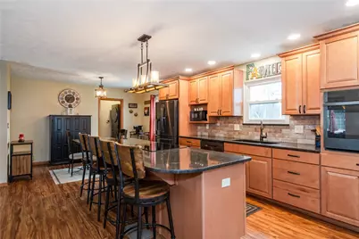 913 Debbie Court, Clayton, OH 45415 - Photo 9