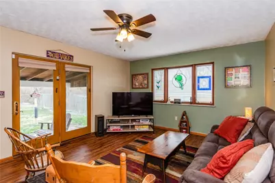 913 Debbie Court, Clayton, OH 45415 - Photo 11