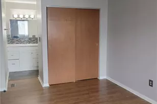 2225 Coach Dr, Kettering, OH 45440 - Photo 9