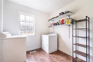 4975 Selma Pike, Green Twp, OH 45502 - Photo 17