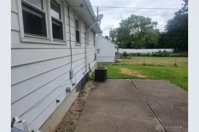 4060 Halworth Road, Dayton, OH 45405 - Photo 3
