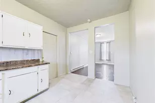 122 S Division St, Union City, OH 45390 - Photo 7