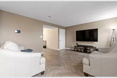 2230 Blazing Star Drive, Tipp City, OH 45371 - Photo 9