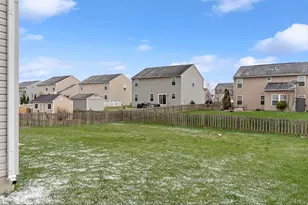 2230 Blazing Star Dr, Tipp City, OH 45371 - Photo 3