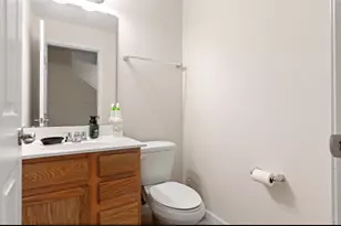 2230 Blazing Star Dr, Tipp City, OH 45371 - Photo 31