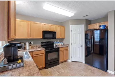 2230 Blazing Star Drive, Tipp City, OH 45371 - Photo 15