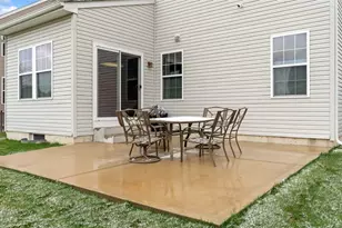 2230 Blazing Star Dr, Tipp City, OH 45371 - Photo 5