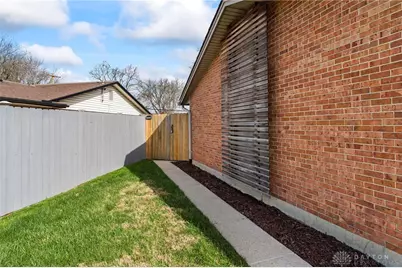 2247 E Whipp Road, Kettering, OH 45440 - Photo 45