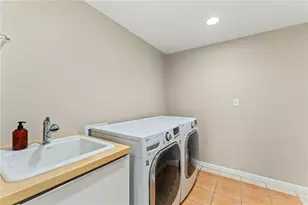 2247 E Whipp Rd, Kettering, OH 45440 - Photo 41