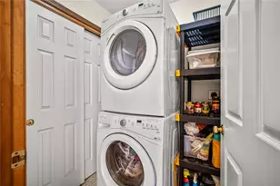 2113 Wilshire Dr, Piqua, OH 45356 - Photo 17