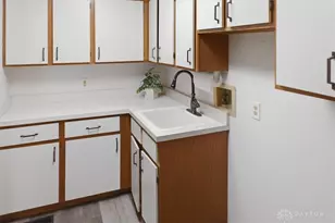 1430 Clear Springs Ct, Centerville, OH 45458 - Photo 19