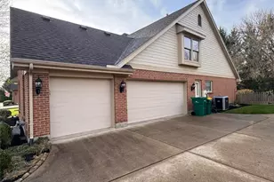 1430 Clear Springs Ct, Centerville, OH 45458 - Photo 41