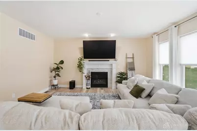 685 Dewmar Drive, Beavercreek, OH 45434 - Photo 9