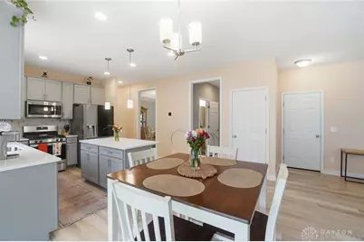 685 Dewmar Drive, Beavercreek, OH 45434 - Photo 15