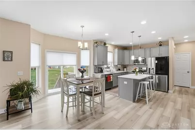 685 Dewmar Drive, Beavercreek, OH 45434 - Photo 13