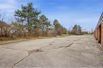 133 W Hebble Avenue, Fairborn, OH 45324 - Photo 11