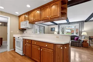 1547 Ambridge Rd, Centerville, OH 45459 - Photo 15