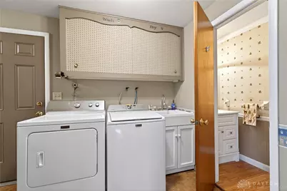 1547 Ambridge Road, Centerville, OH 45459 - Photo 23