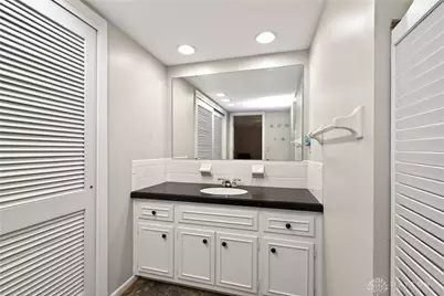 1547 Ambridge Road, Centerville, OH 45459 - Photo 35