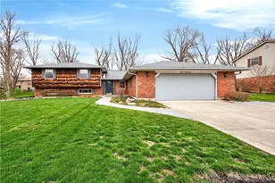 1547 Ambridge Rd, Centerville, OH 45459 - Photo 1