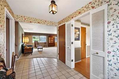 1547 Ambridge Road, Centerville, OH 45459 - Photo 5