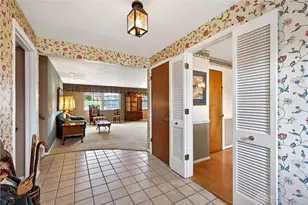 1547 Ambridge Rd, Centerville, OH 45459 - Photo 5