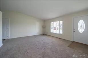 625 Franklin Ave, Union, OH 45322 - Photo 5