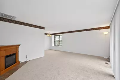 5871 Troy Villa Boulevard, Huber Heights, OH 45424 - Photo 7