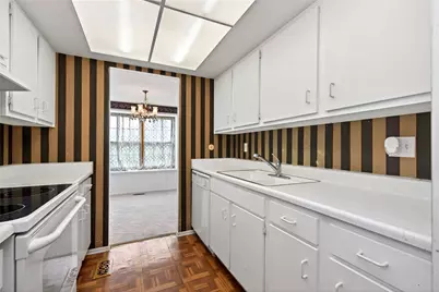 5871 Troy Villa Boulevard, Huber Heights, OH 45424 - Photo 15