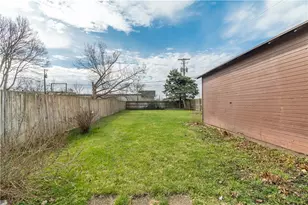 115 W Bennett St, Sidney, OH 45365 - Photo 21