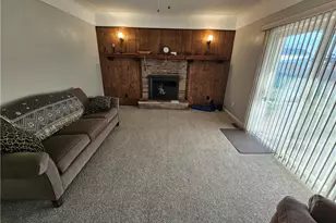 1065 Clover Ct, Xenia, OH 45385 - Photo 3