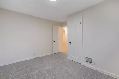 3814 N Broadlawn Circle, Silverton, OH 45236 - Photo 13