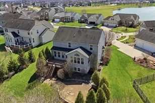 2591 Blueflag St, Tipp City, OH 45371 - Photo 3