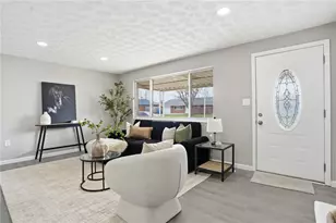 5269 Buckner Dr, Huber Heights, OH 45424 - Photo 5