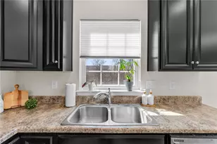 9562 Aspen Brook Ct, Clearcreek Twp, OH 45458 - Photo 11