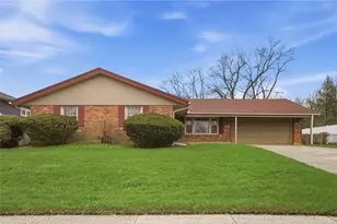 428 Cherrywood Dr, Fairborn, OH 45324 - Photo 1