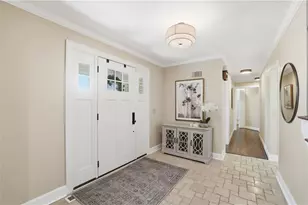 9101 Hoffman Farm Ln, Cincinnati, OH 45242 - Photo 7