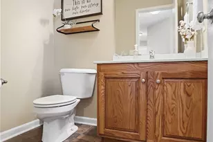 2813 Amberwood Dr, Troy, OH 45373 - Photo 17