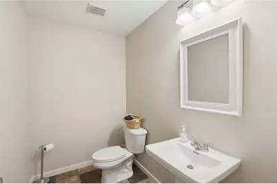 2813 Amberwood Drive, Troy, OH 45373 - Photo 37