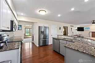 108 Mendy Ct, Englewood, OH 45322 - Photo 17